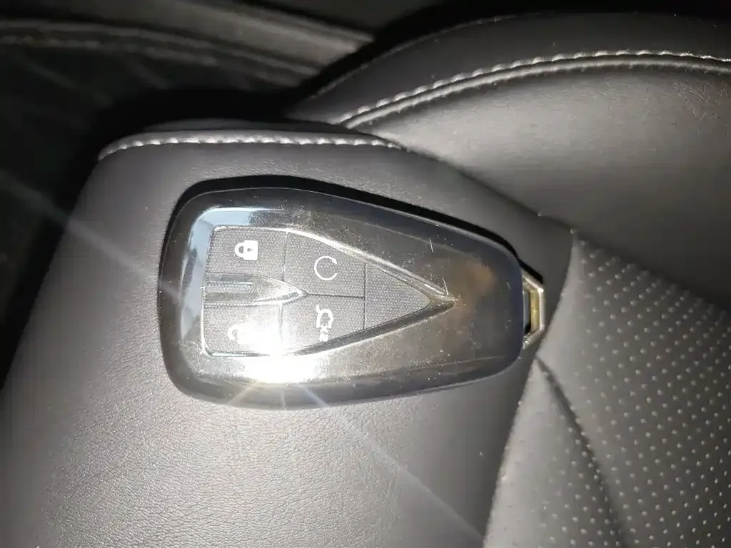 Changan CS75PLUS 2025 из CN, фото 2