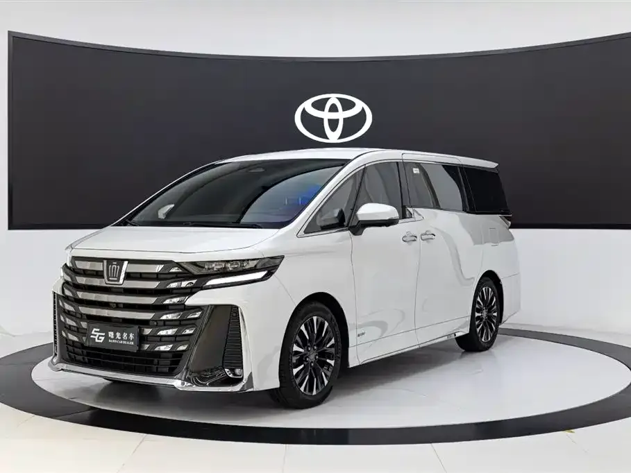 Toyota Vellfire 2024 из CN, фото 1