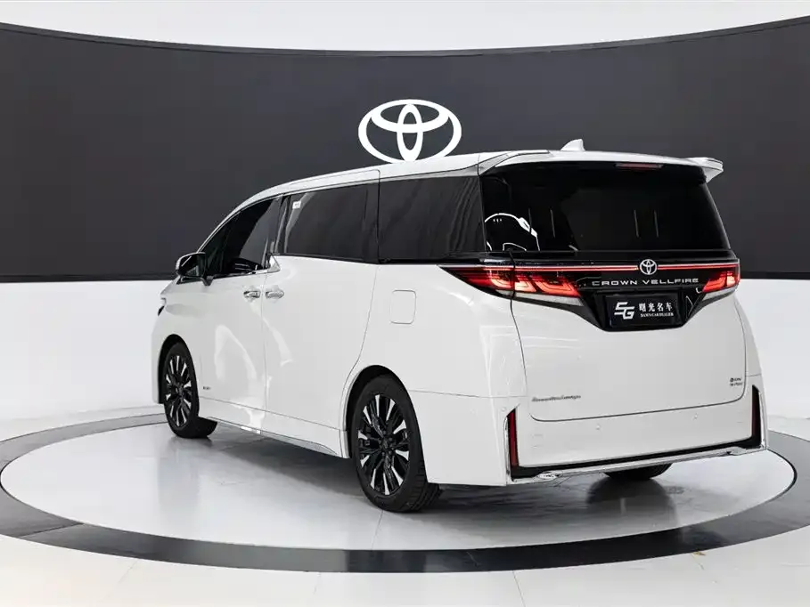 Toyota Vellfire 2024 из CN, фото 8
