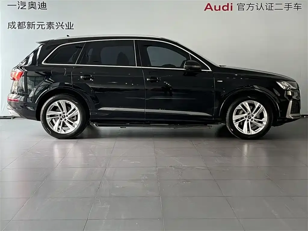 Audi Q7 — фото 4