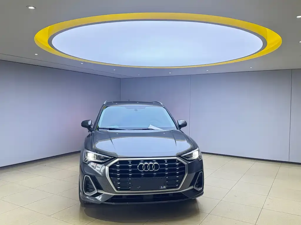Audi Q3 2022 из CN, фото 3
