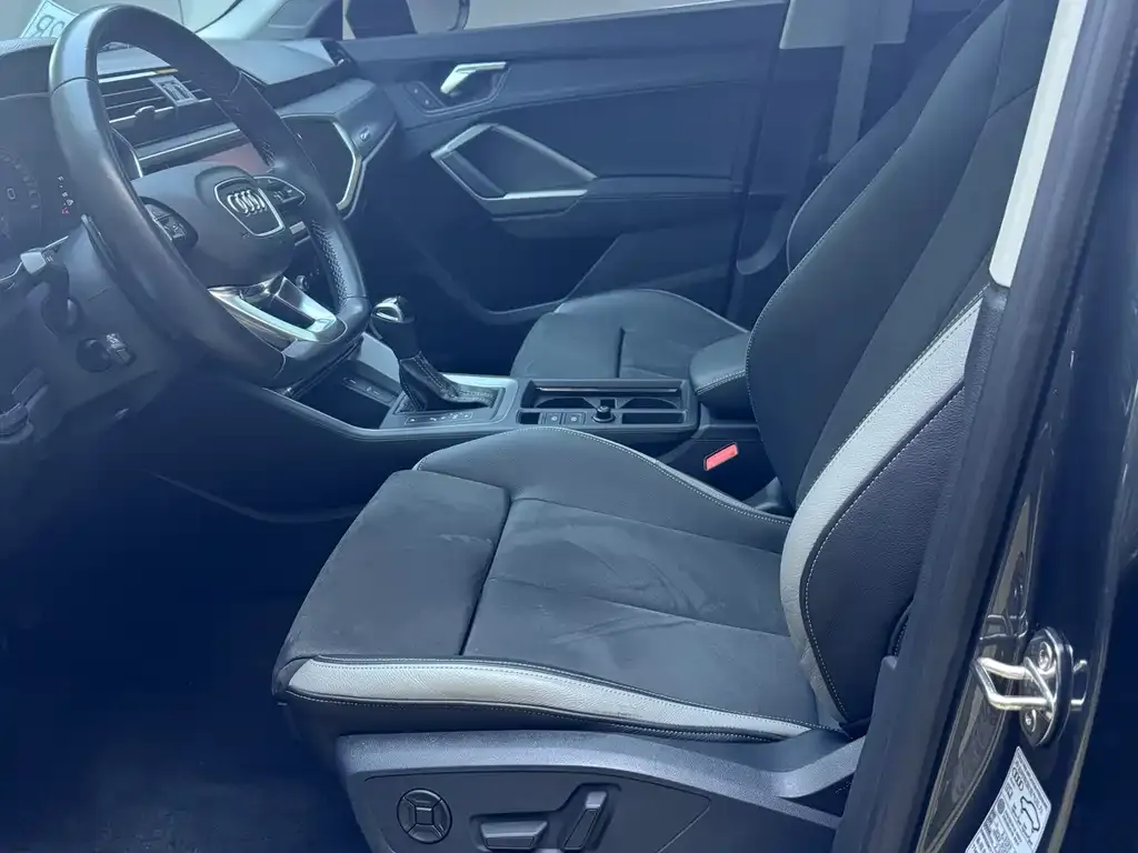 Audi Q3 2022 из CN, фото 6