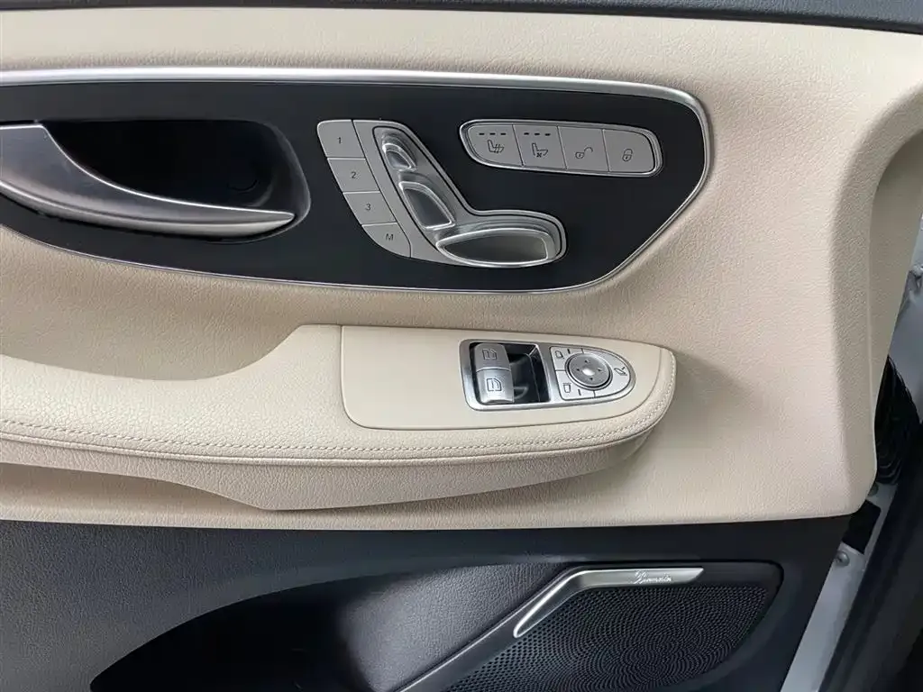 Mercedes-Benz V-Class 2022 из CN, фото 9