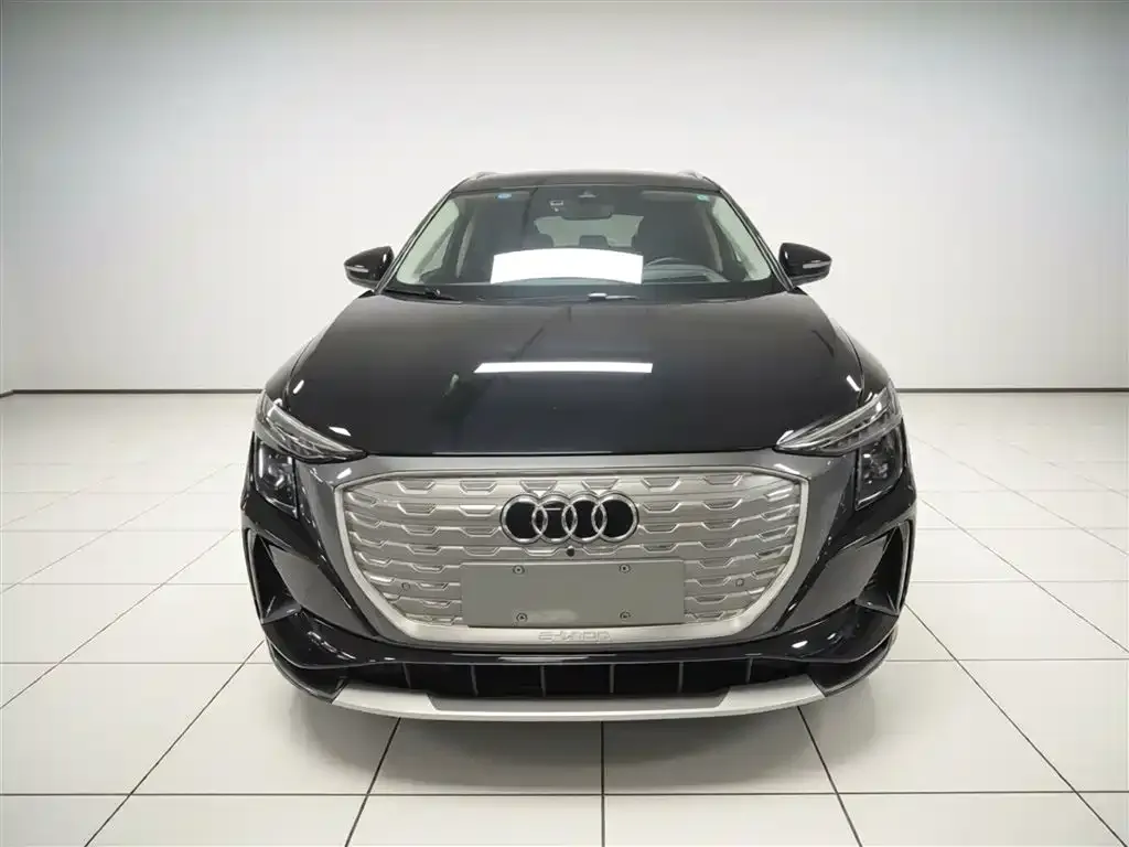 Audi Q5 e-tron 2023 из CN, фото 7