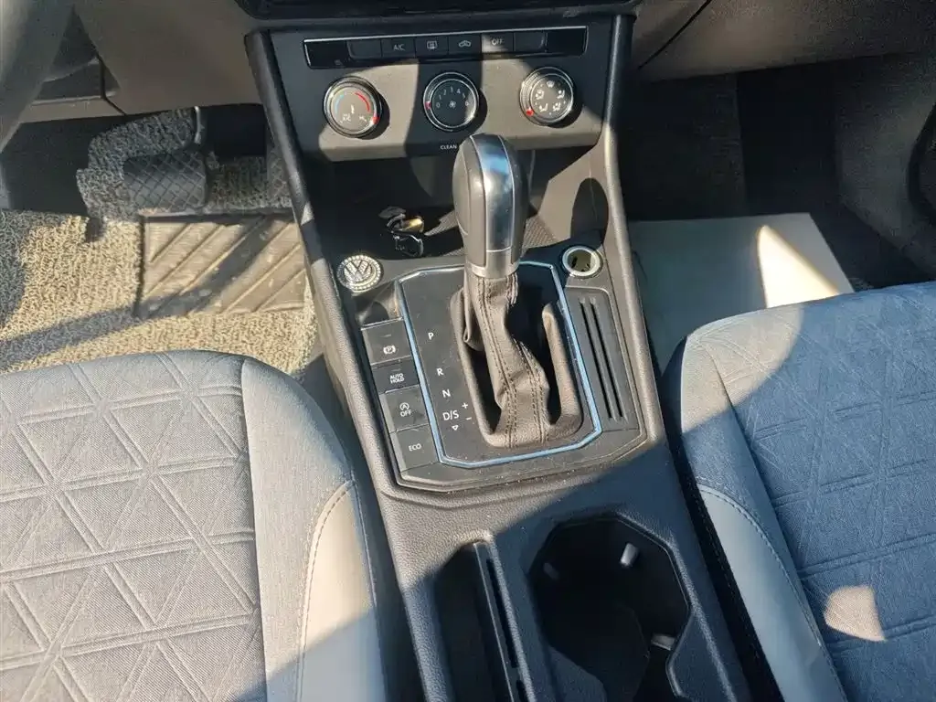 Volkswagen Lavida 2022 из CN, фото 9