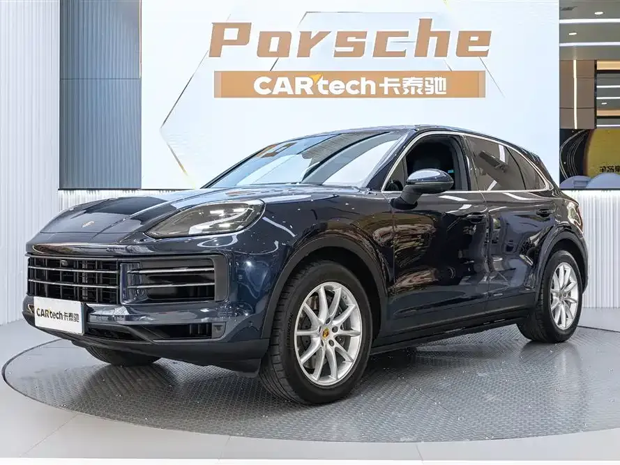 Porsche Cayenne — фото 1