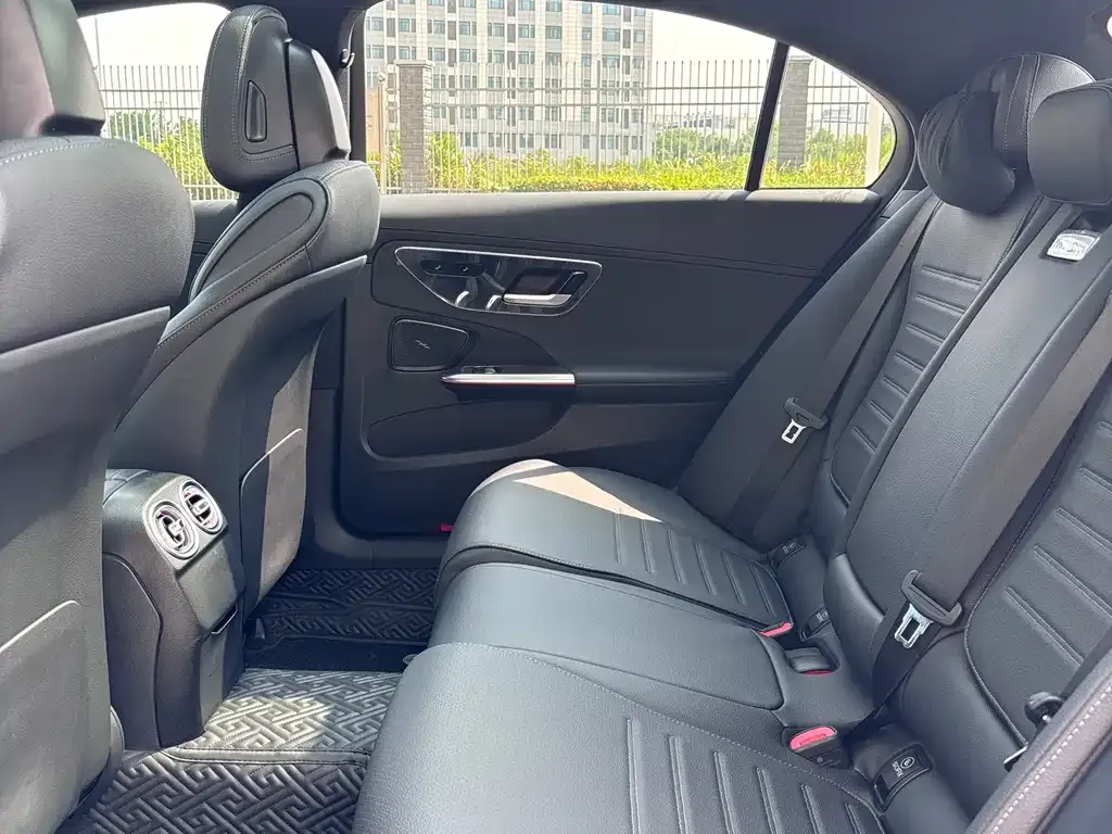 Mercedes-Benz C-Class 2023 из CN, фото 6