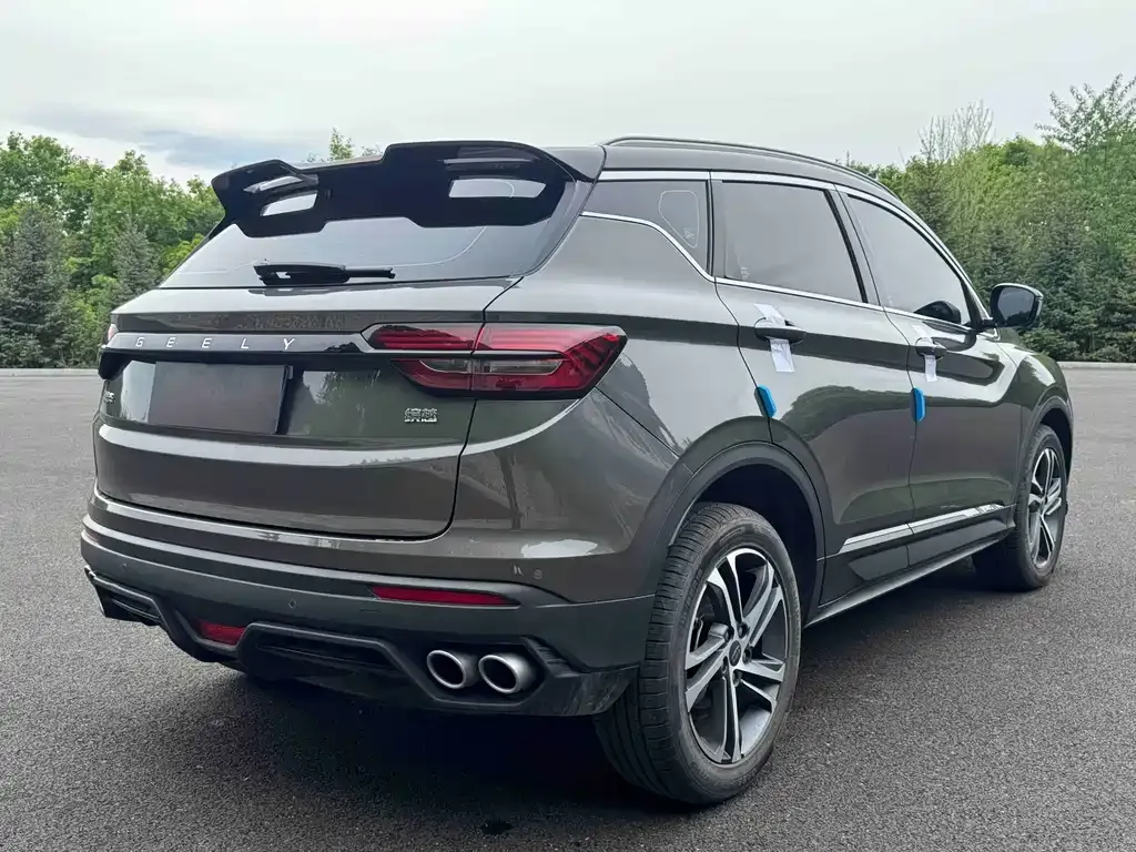 Geely Binyue — фото 10