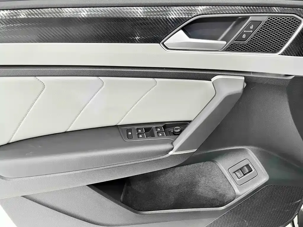 Volkswagen Tayron 2023 из CN, фото 5