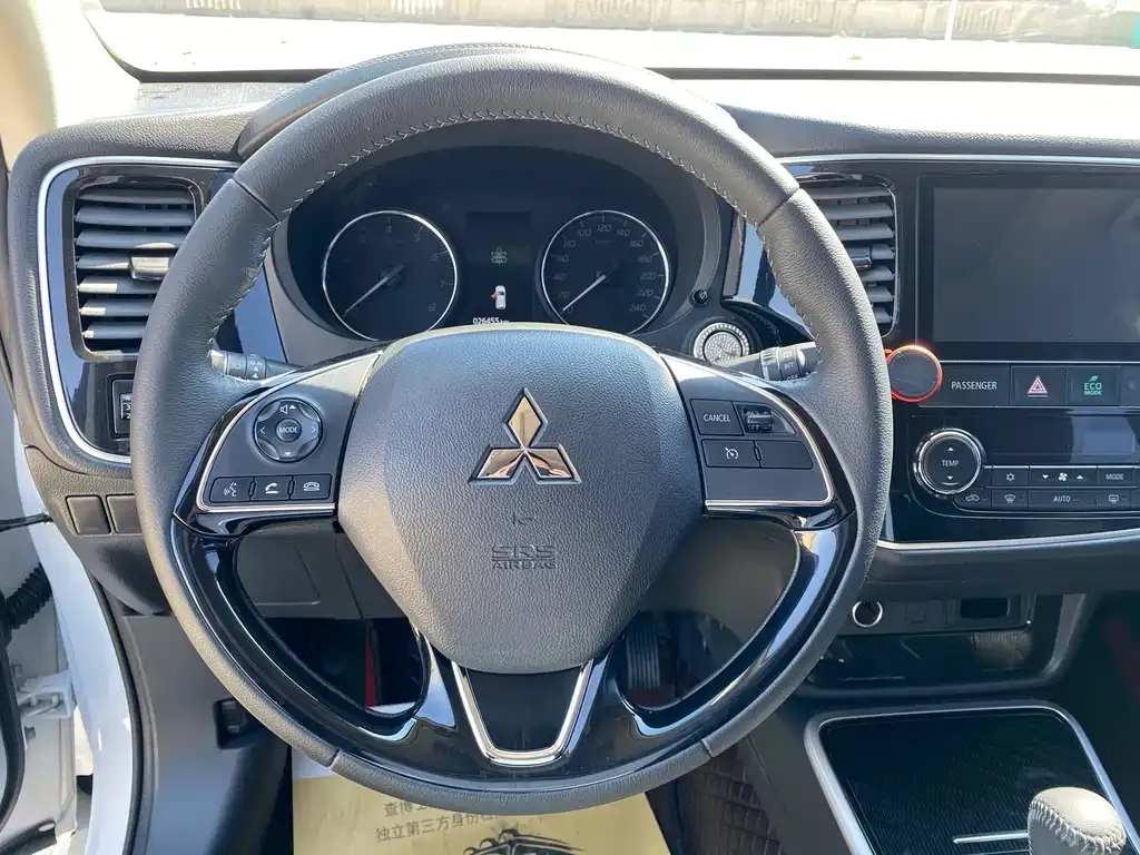 Mitsubishi Outlander 2022 из CN, фото 7