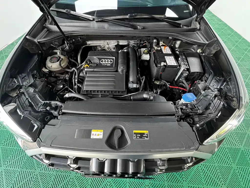 Audi Q3 2023 из CN, фото 5