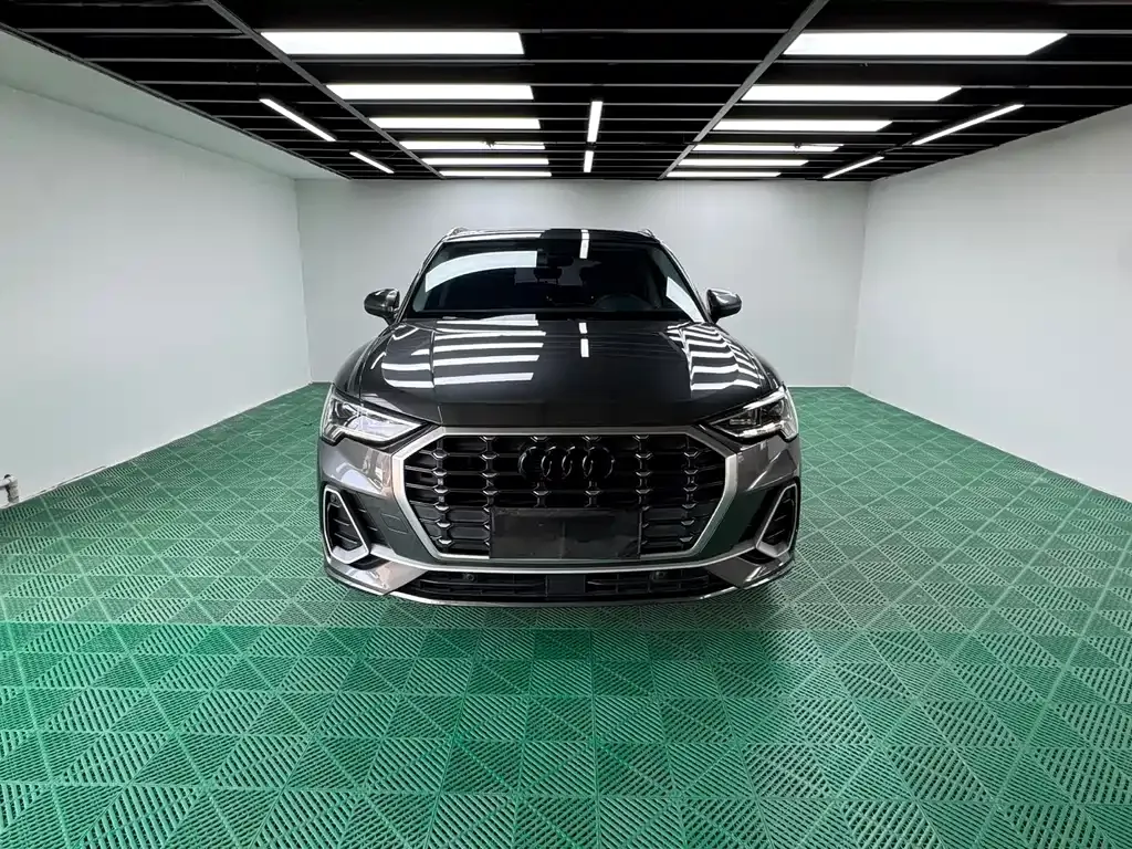 Audi Q3 2023 из CN, фото 6