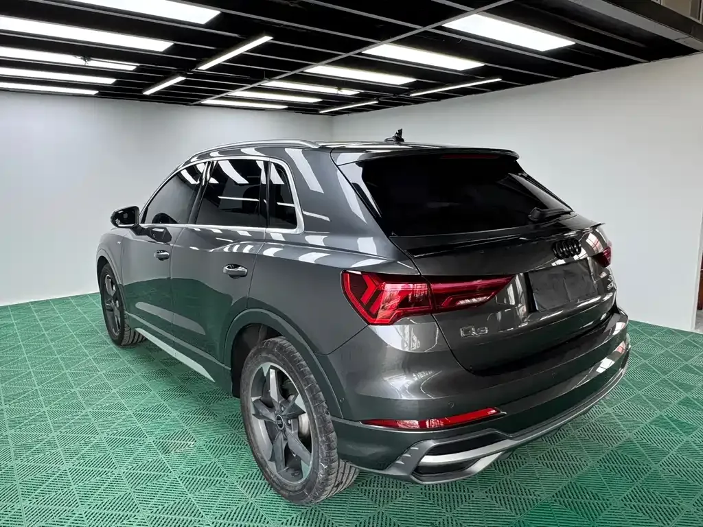 Audi Q3 2023 из CN, фото 7
