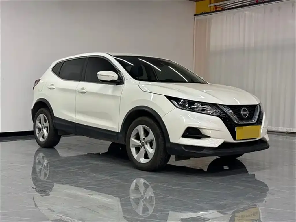 Nissan Qashqai — фото 5