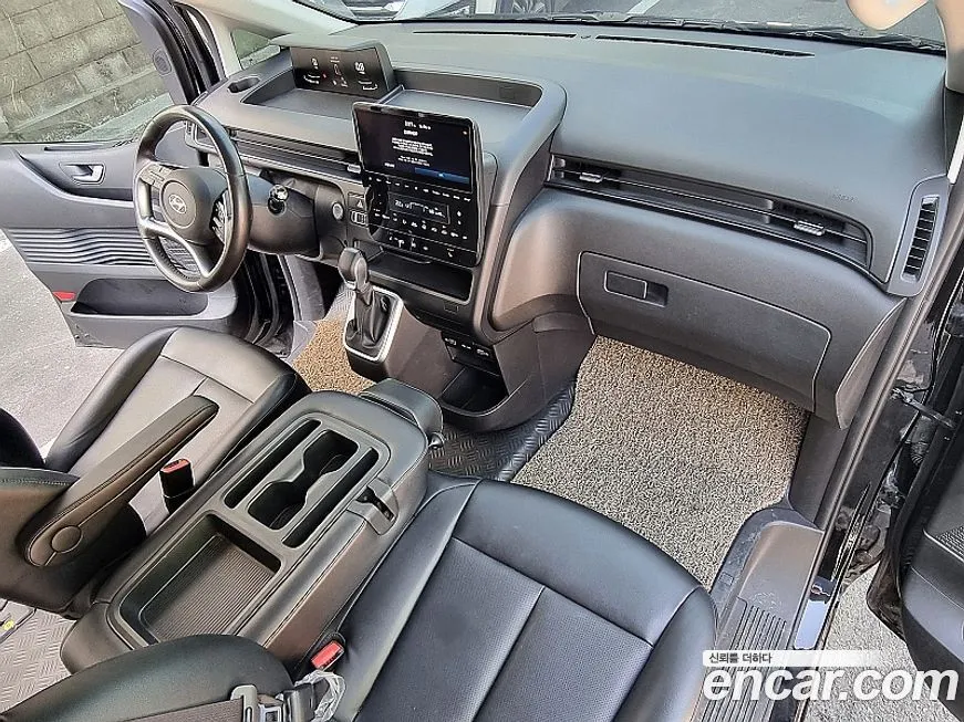 Hyundai Staria 2023 из KR, фото 5