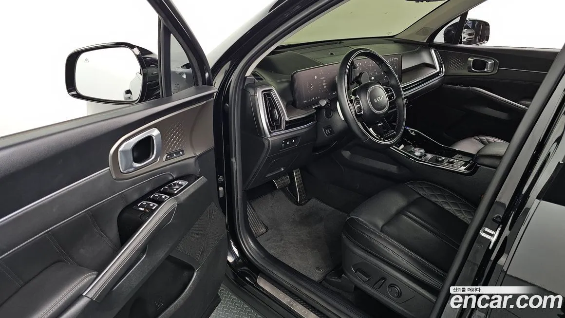 Kia Sorento — фото 8