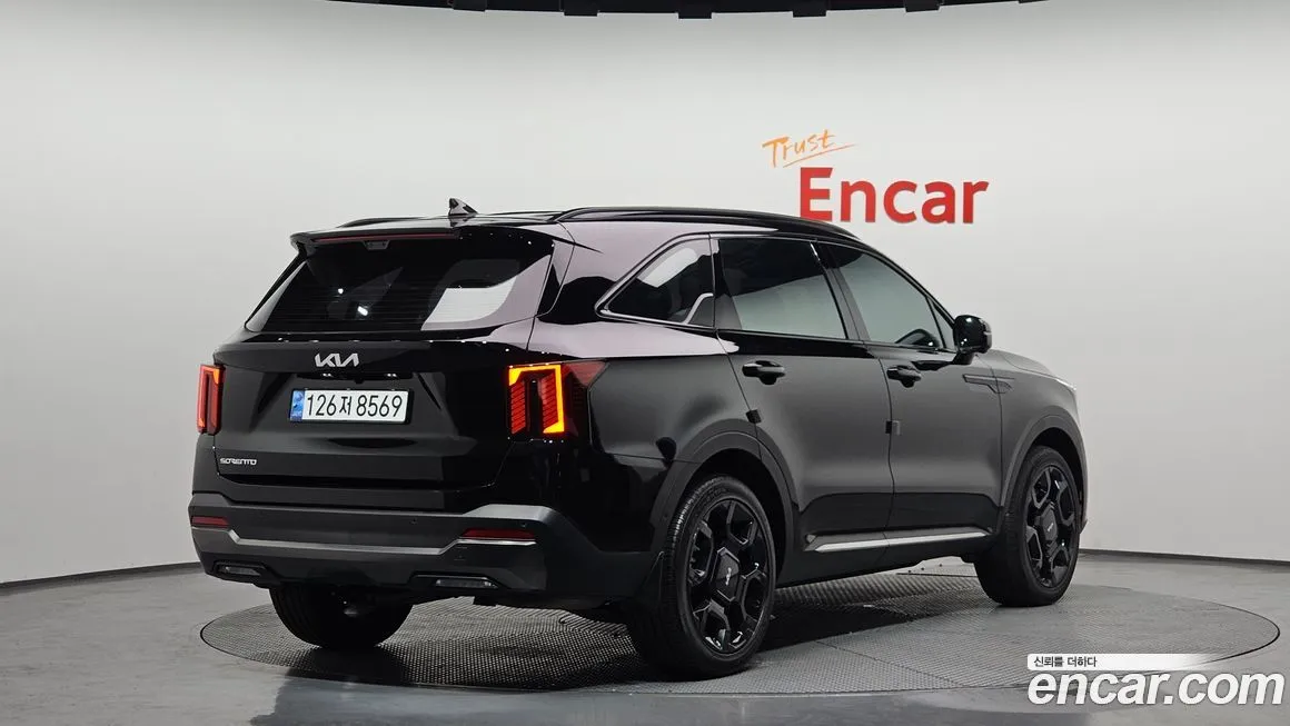 Kia Sorento — фото 4