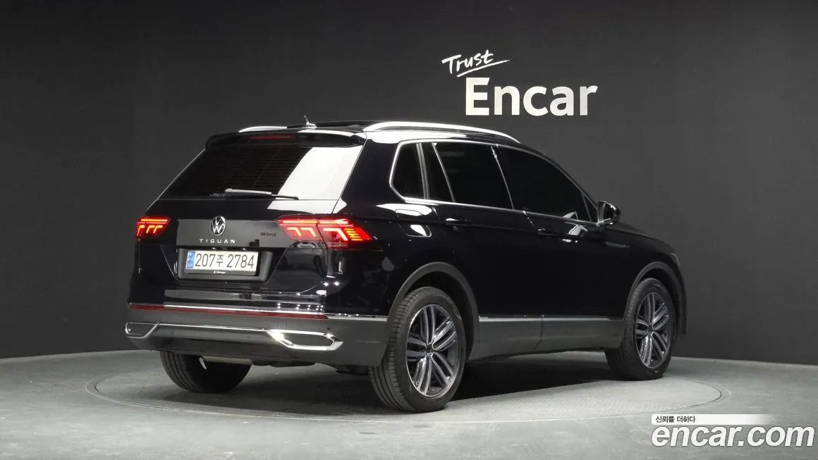 Volkswagen Tiguan — фото 3