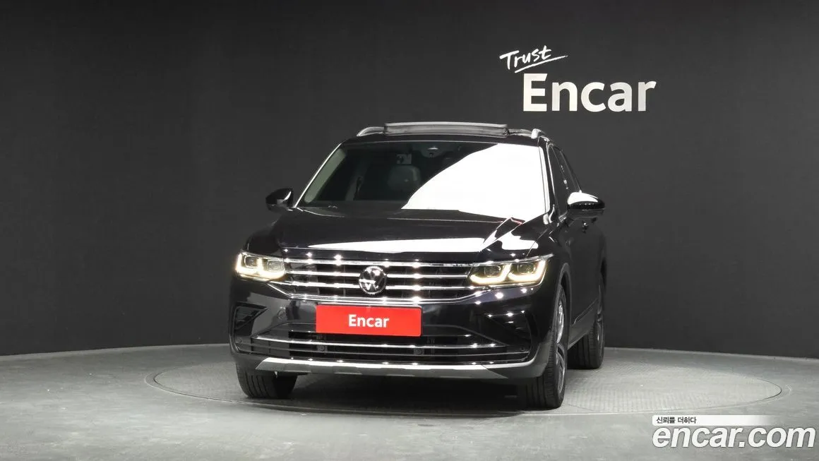 Volkswagen Tiguan — фото 4