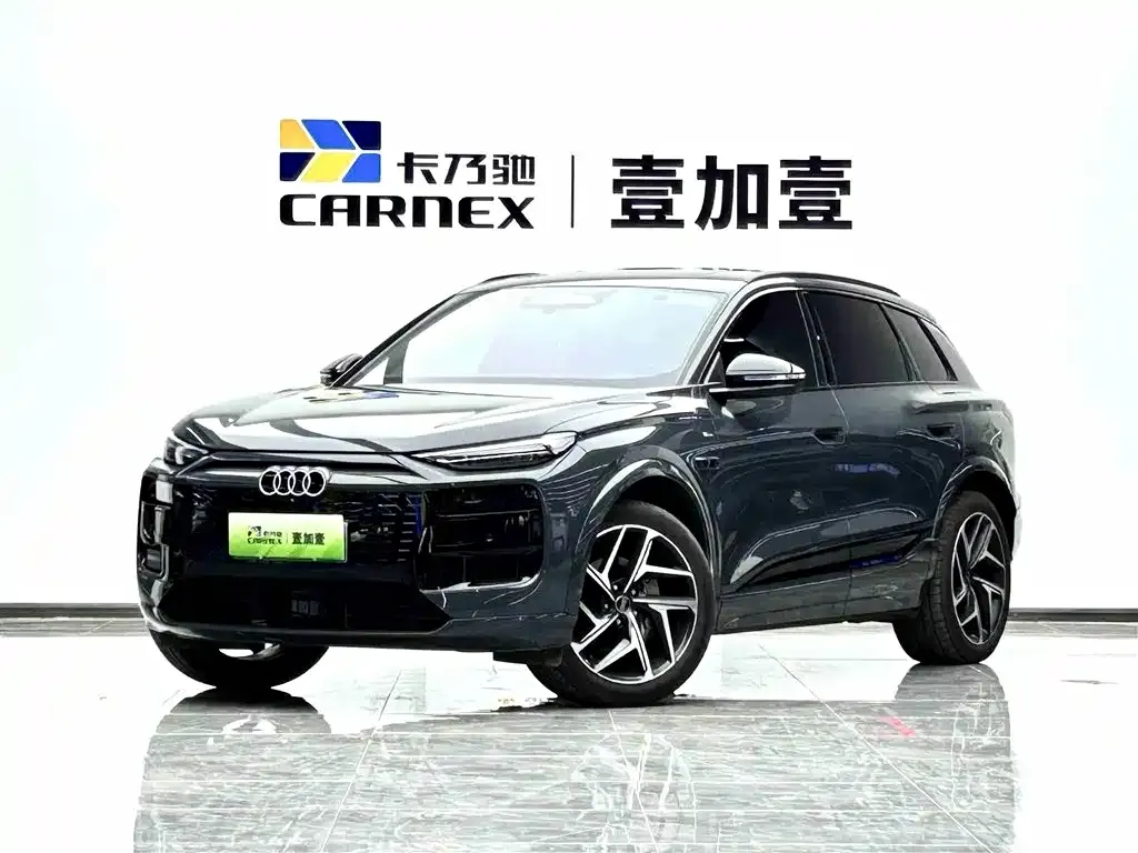 Audi Q6L e-tron — фото 1