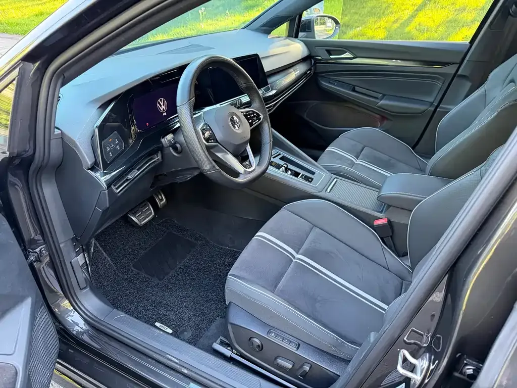 Volkswagen Golf 2021 из CN, фото 7