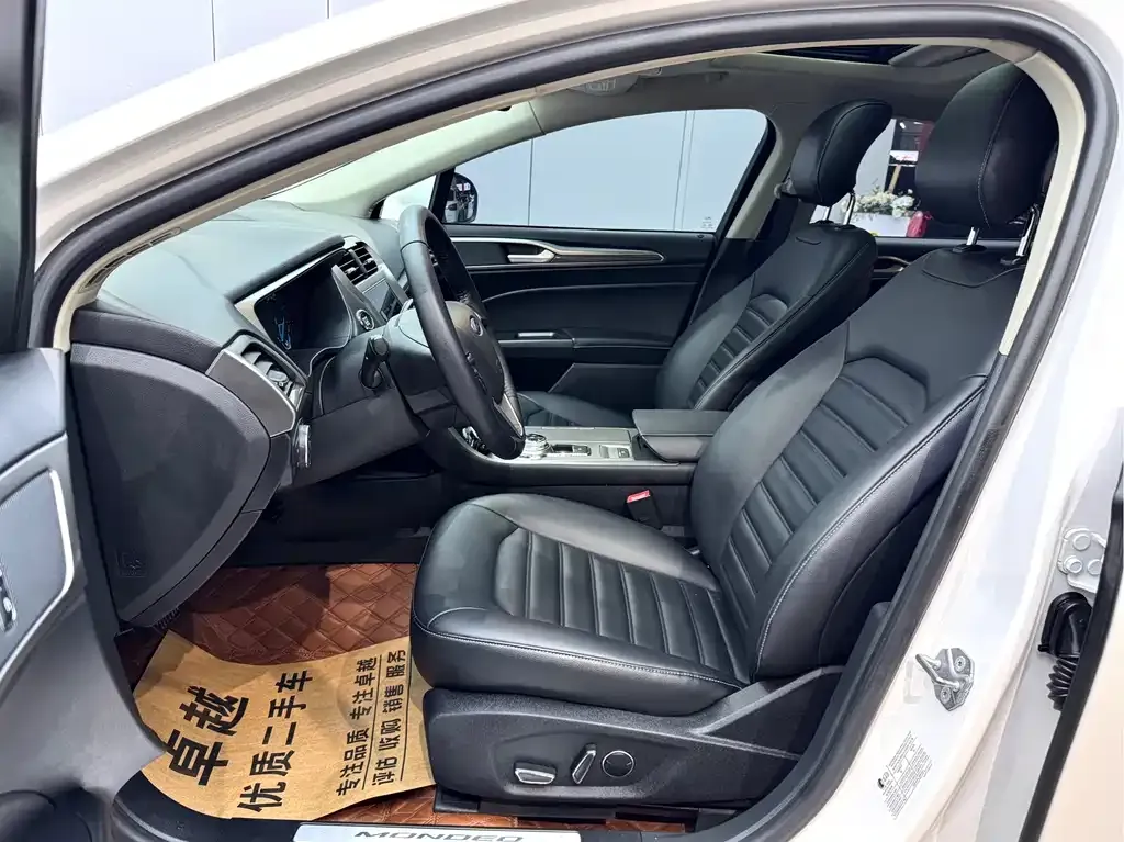 Ford Mondeo 2021 из CN, фото 10