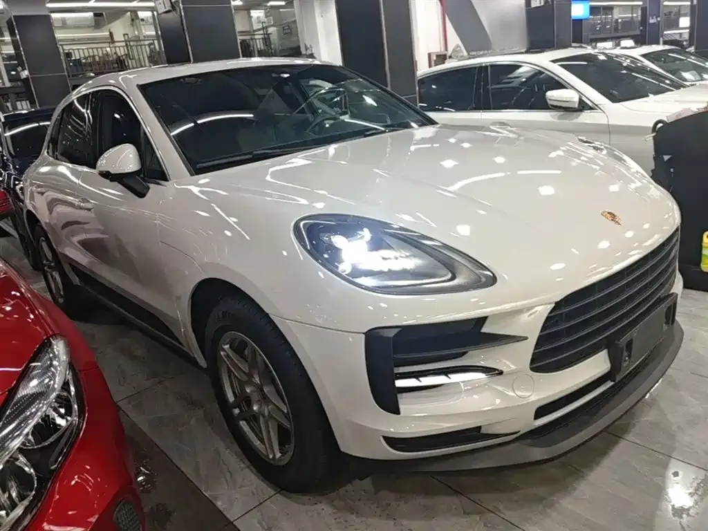 Porsche Macan — фото 4