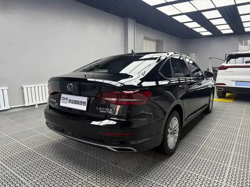 Volkswagen Lavida 2021 из CN, фото 4