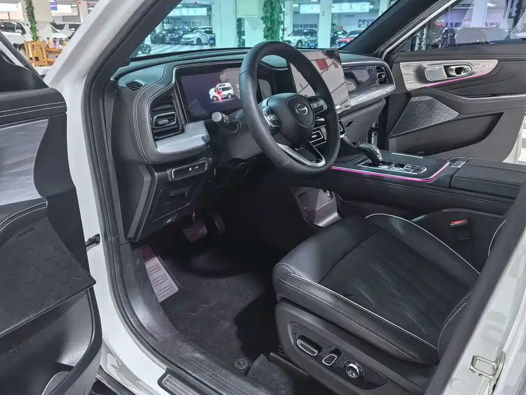 GAC Motor Trumpchi GS8 — фото 4