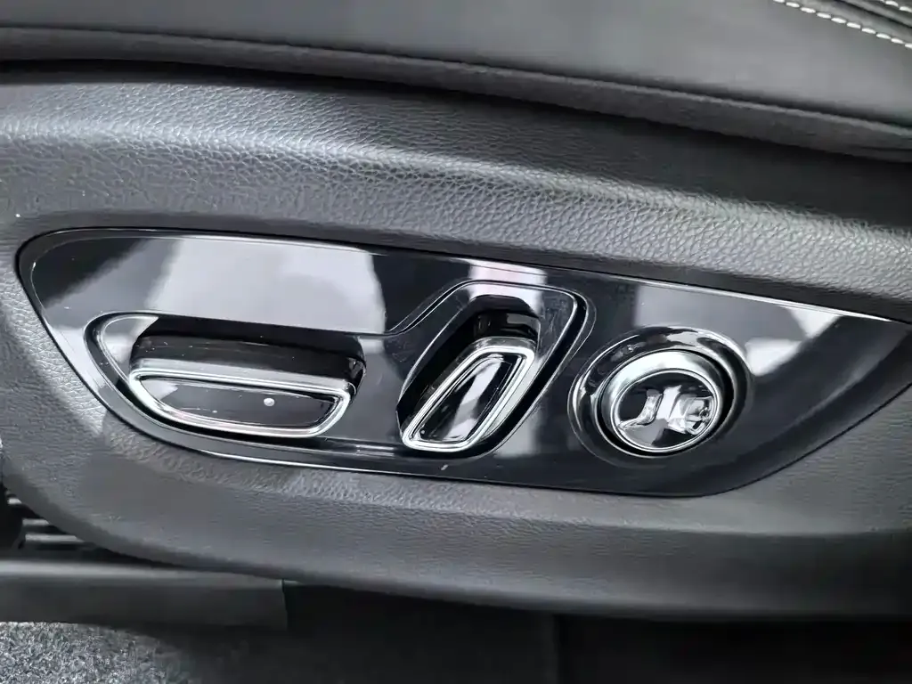 GAC Motor Trumpchi GS8 — фото 6