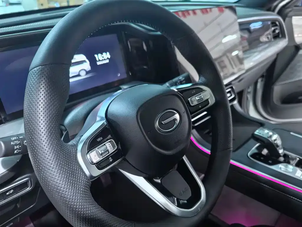 GAC Motor Trumpchi GS8 — фото 10