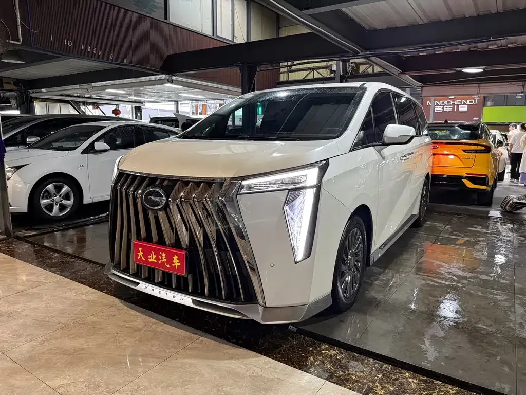 GAC Motor Trumpchi M8 — фото 1