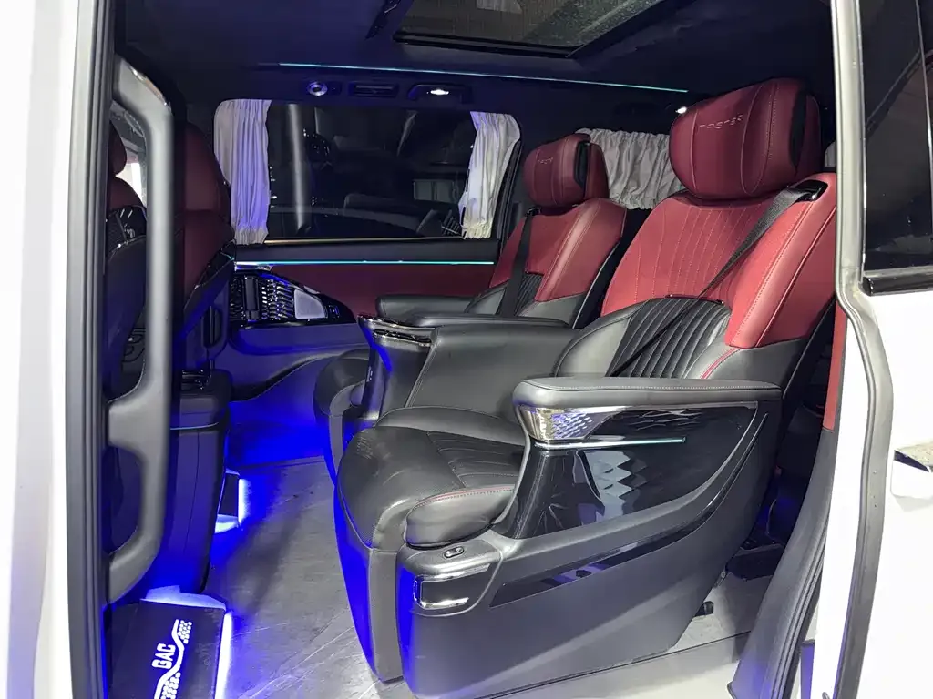 GAC Motor Trumpchi M8 — фото 8