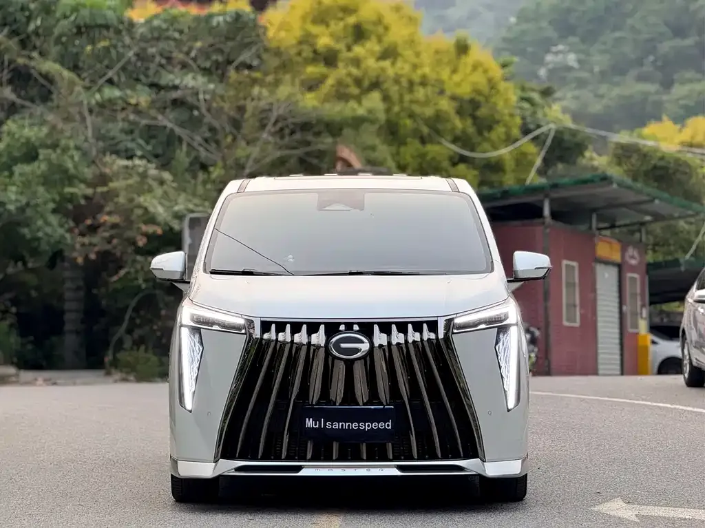 GAC Motor Trumpchi M8 — фото 8