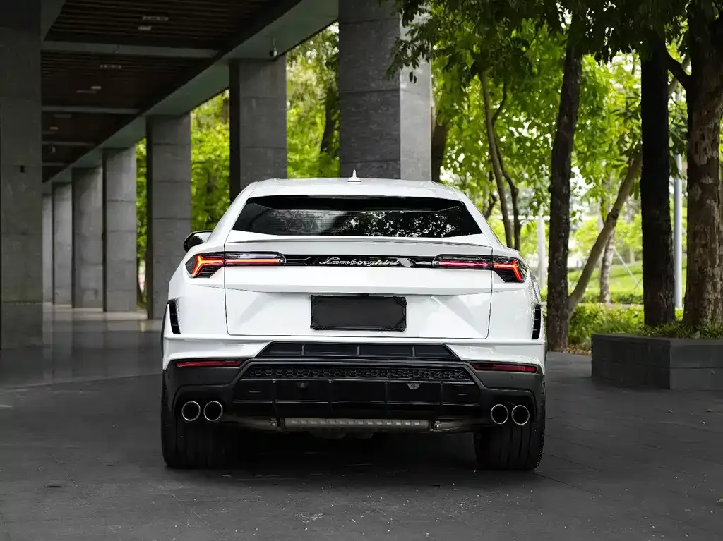 Lamborghini Urus — фото 6