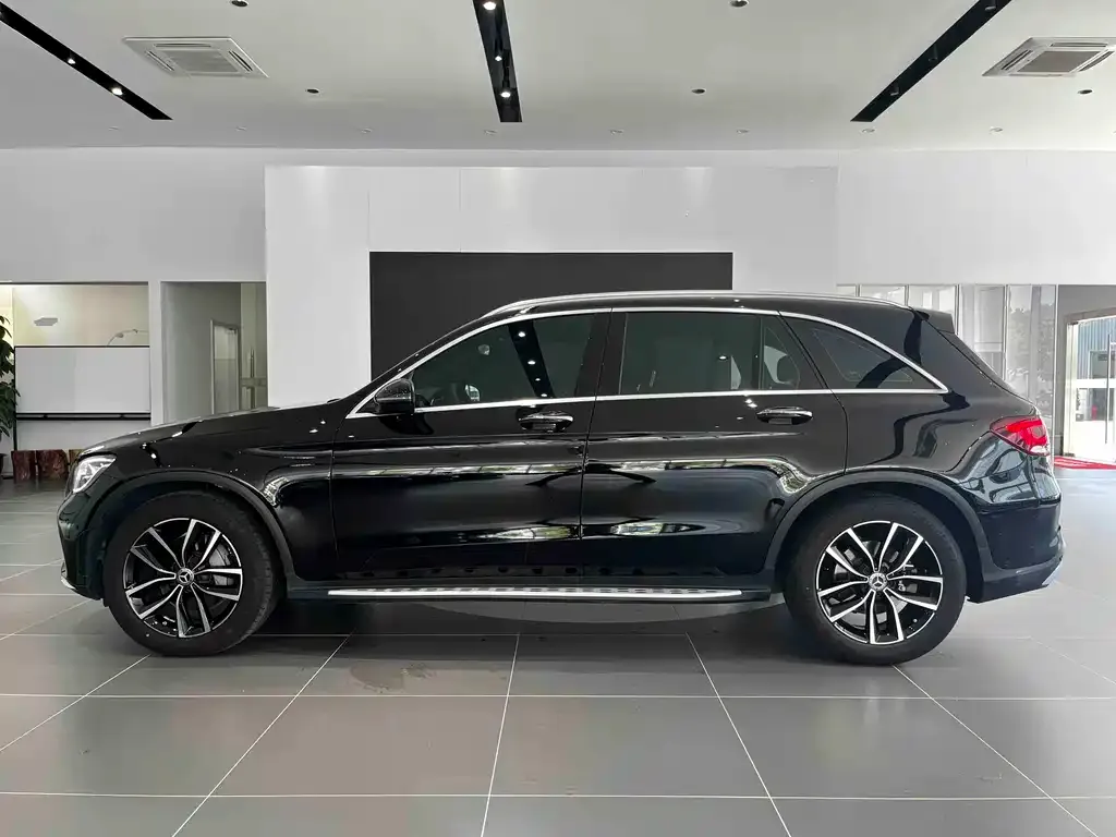 Mercedes-Benz GLC — фото 2