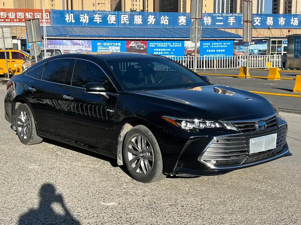 Toyota Avalon 2022 из CN, фото 7