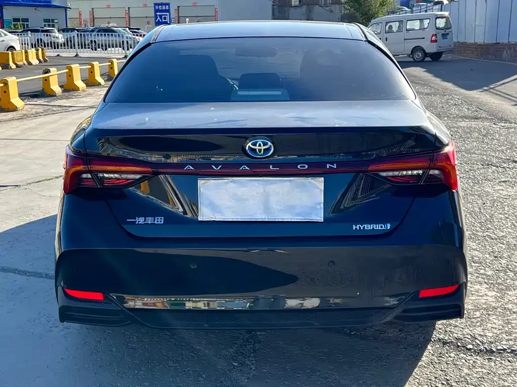 Toyota Avalon 2022 из CN, фото 4