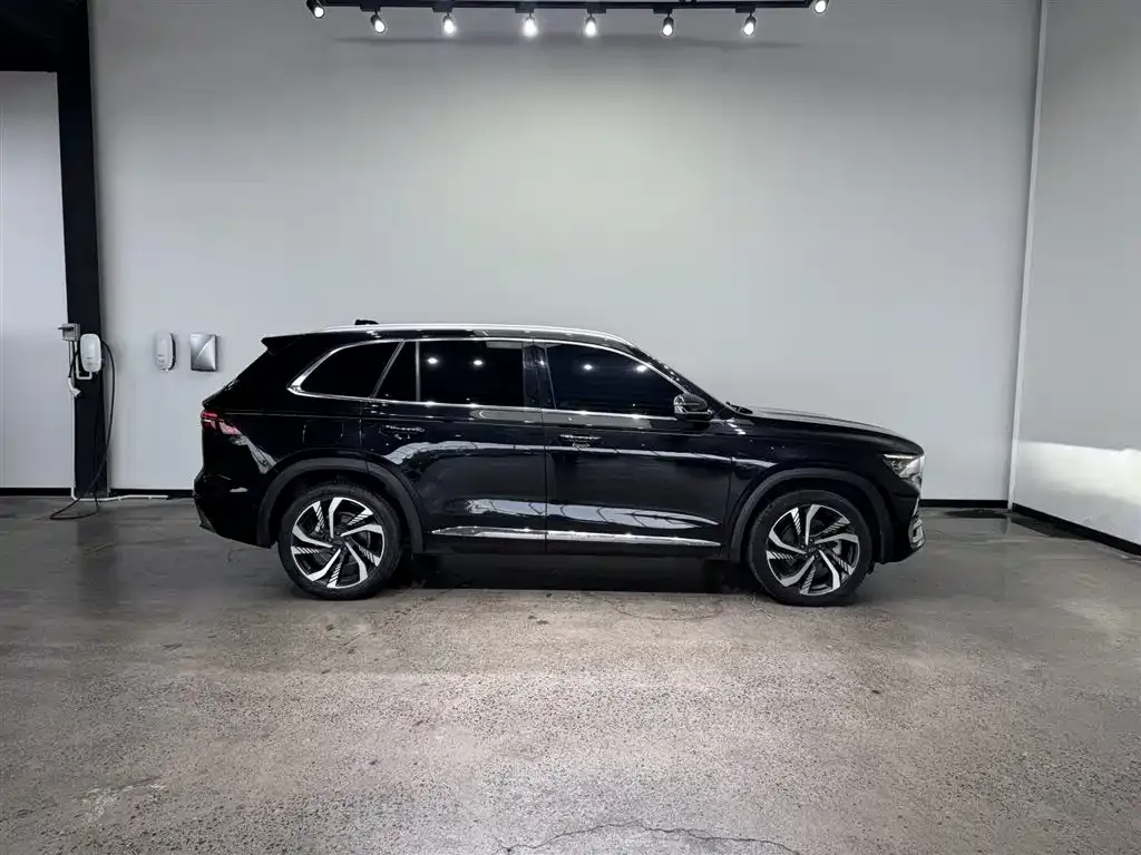 Geely Xingyue L — фото 10