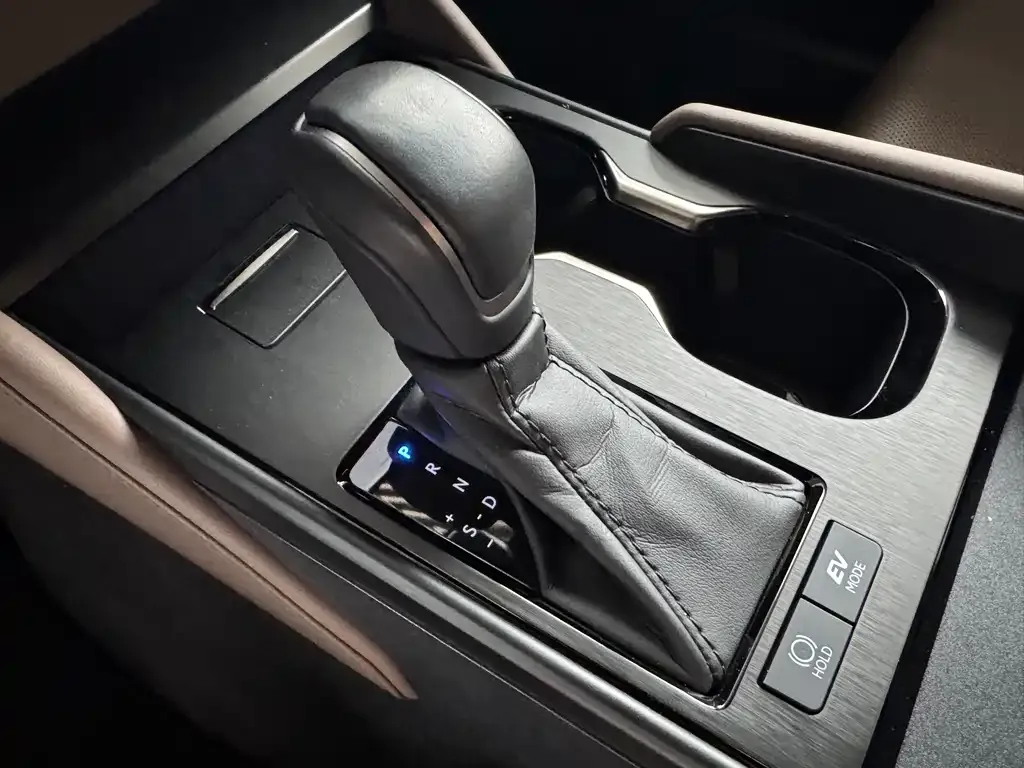 Lexus ES 2025 из CN, фото 3