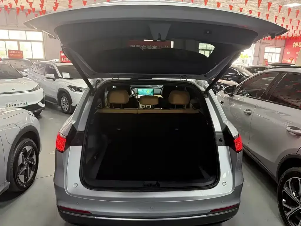 Geely Galaxy Xingjian 7 — фото 2