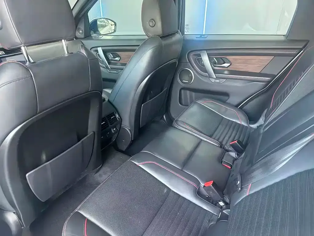 Land Rover Discovery Sport — фото 10