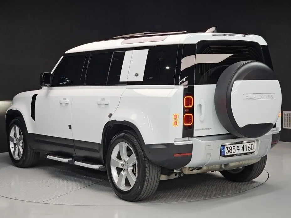 Land Rover Defender 2023 из KR, фото 10
