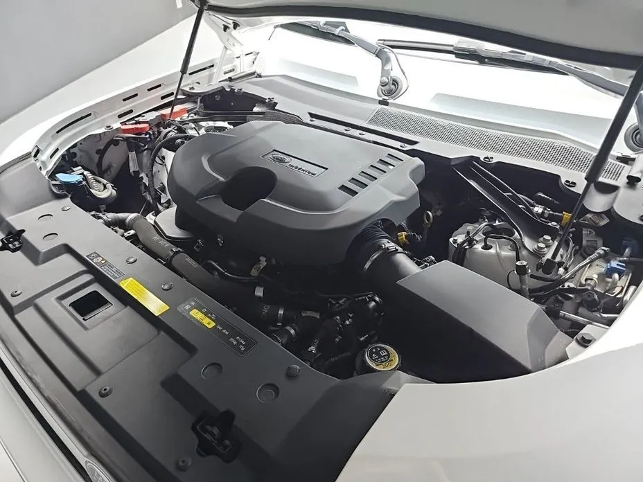 Land Rover Defender 2023 из KR, фото 9