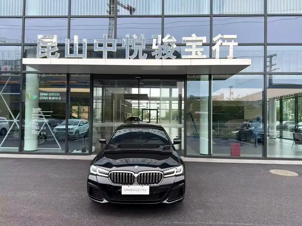 BMW 5 Series — фото 3