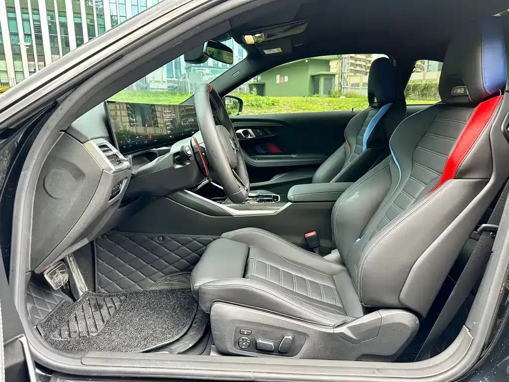 BMW M2 2025 из CN, фото 7
