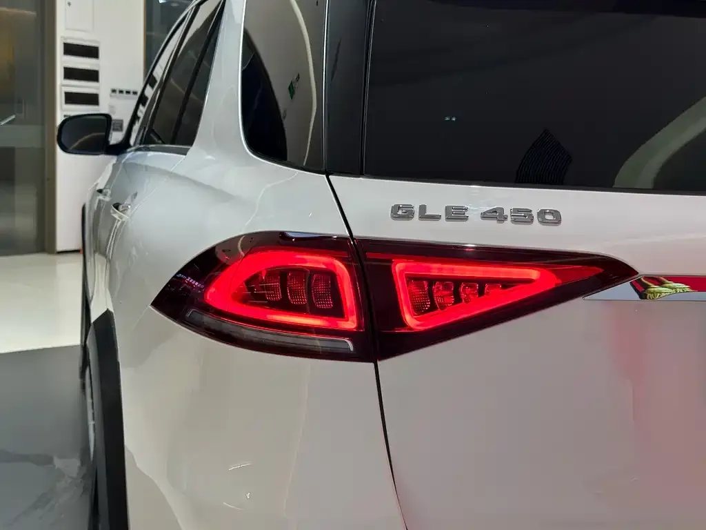 Mercedes-Benz GLE — фото 2