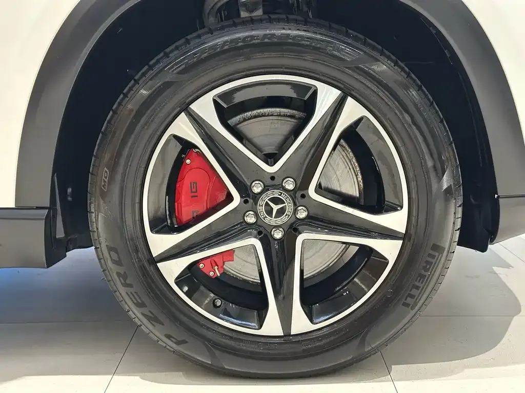Mercedes-Benz GLE — фото 6