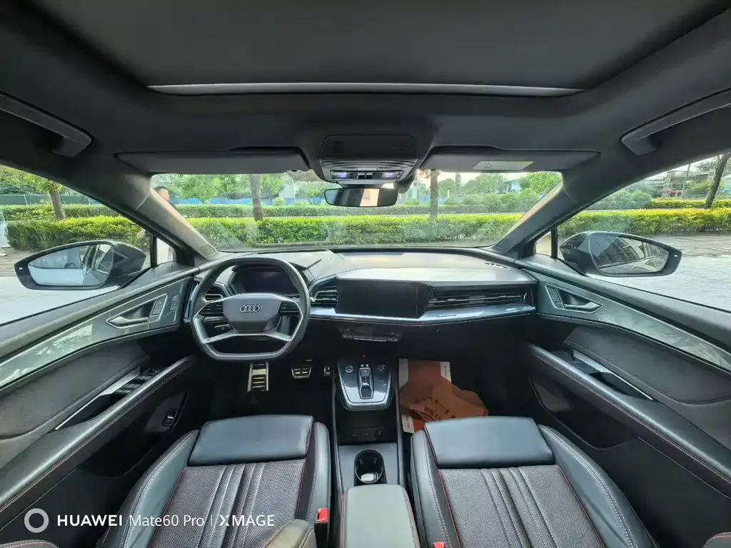 Audi Q5 e-tron 2022 из CN, фото 9