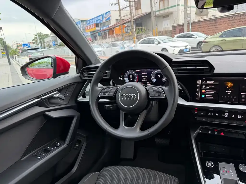 Audi A3 — фото 2